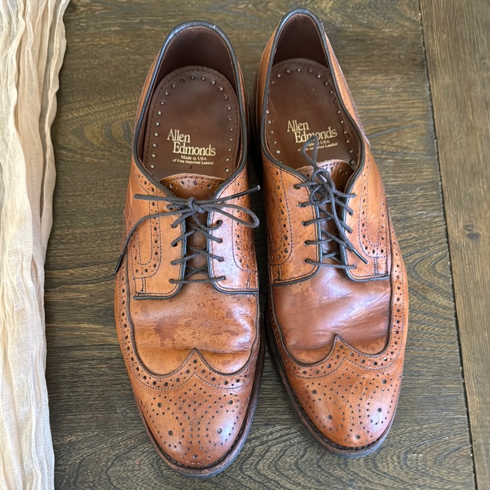 Allen Edmonds Brown Leather Oxford Wingtips